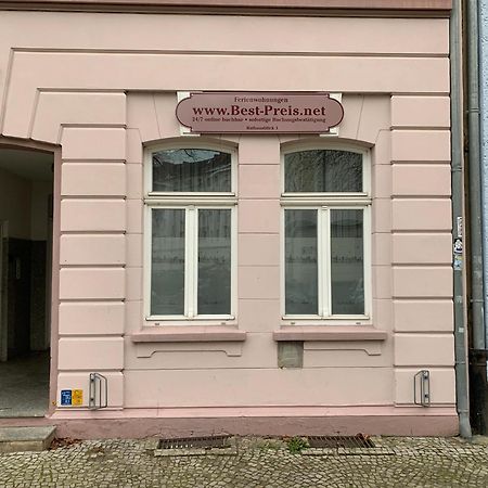 Best-Preis Fewo Rathausblick 2 - Zentrale Lage In Wittenberge - 2 Personen - Einzelzimmer - Vollausstattung - Wlan / Prime & Self-Check-In Exterior photo