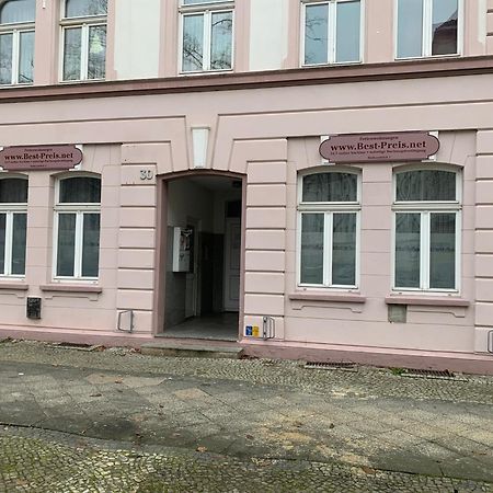 Best-Preis Fewo Rathausblick 2 - Zentrale Lage In Wittenberge - 2 Personen - Einzelzimmer - Vollausstattung - Wlan / Prime & Self-Check-In Exterior photo