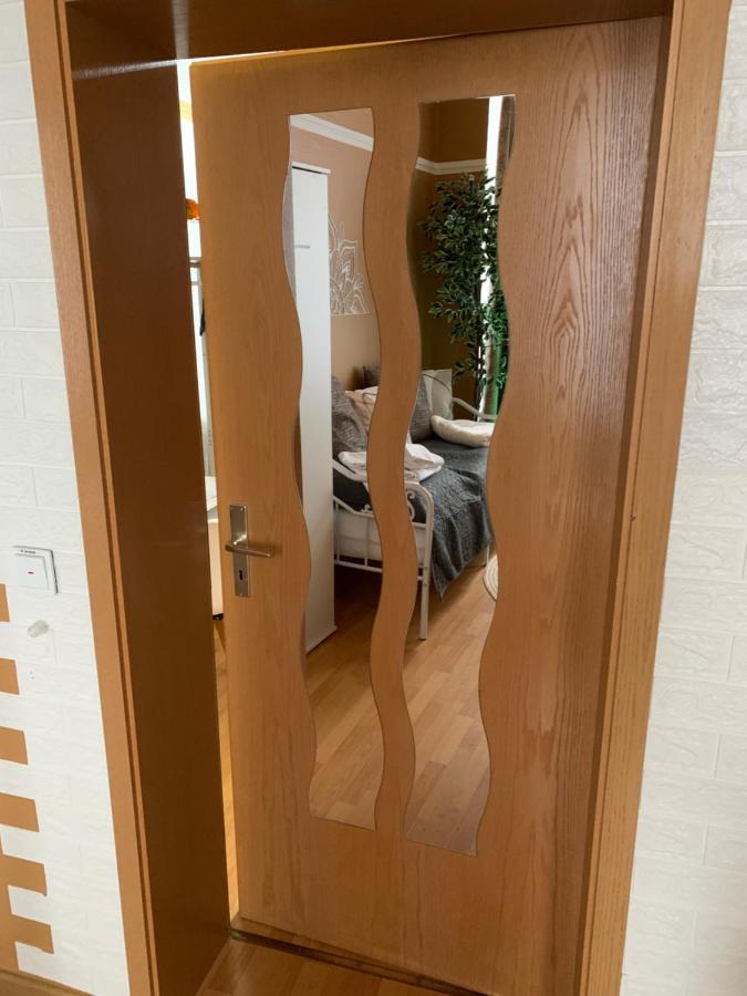Best-Preis Fewo Rathausblick 2 - Zentrale Lage In Wittenberge - 2 Personen - Einzelzimmer - Vollausstattung - Wlan / Prime & Self-Check-In Exterior photo